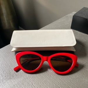 Zara red cat eye sunglasses w case